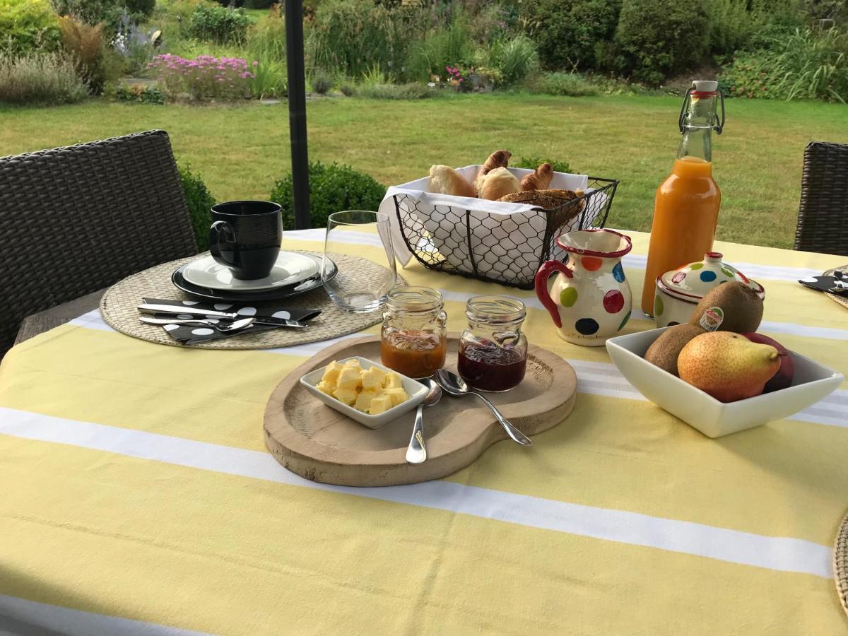 Bed and Breakfast "Un Matin Au Jardin" Франкоршамп Экстерьер фото